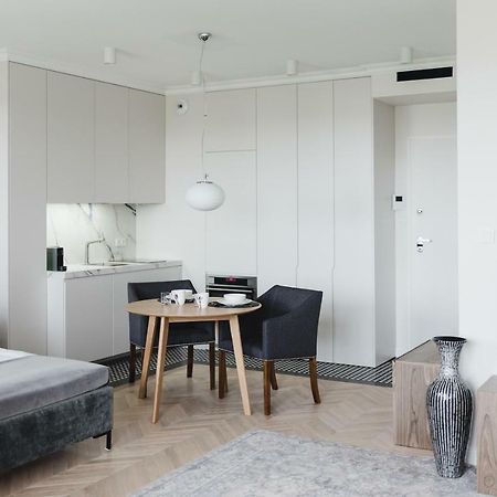 Luxlux Apartments Metro Slodowiec วอร์ซอ ภายนอก รูปภาพ